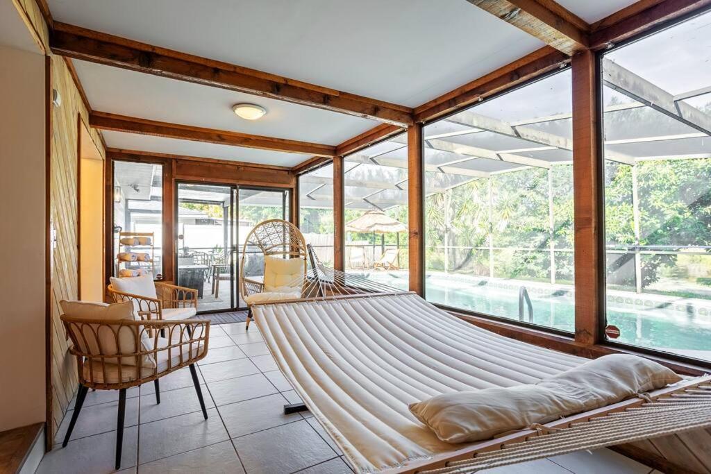 Cozy Lakefront Home W/ Pool -7 Mins From Legoland 윈터헤이븐 외부 사진